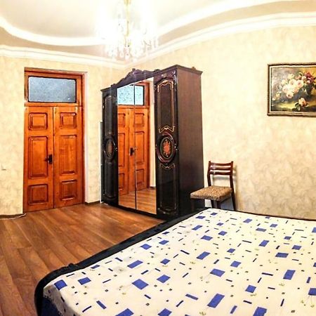 Guest House Gagra Bagian luar foto